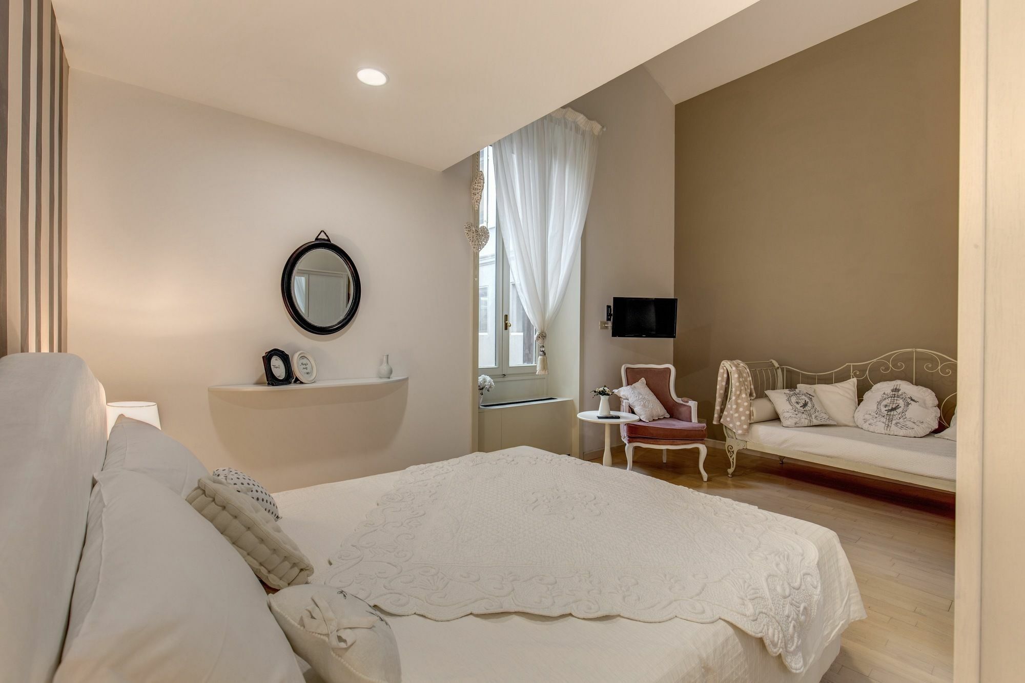 Trevi Miracle Lejlighed